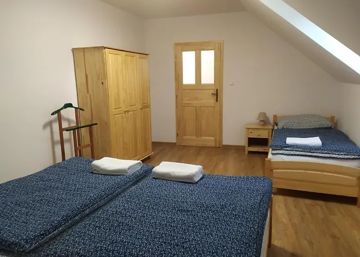 Poštolka * Branná